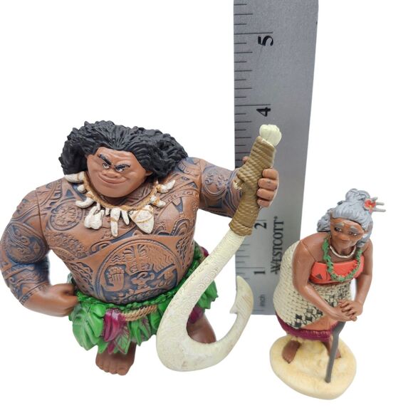 Disney Moana Maui and Gramma Tala Action Figure with Fish Hook Approx 4" Toy - Picture 7 of 7